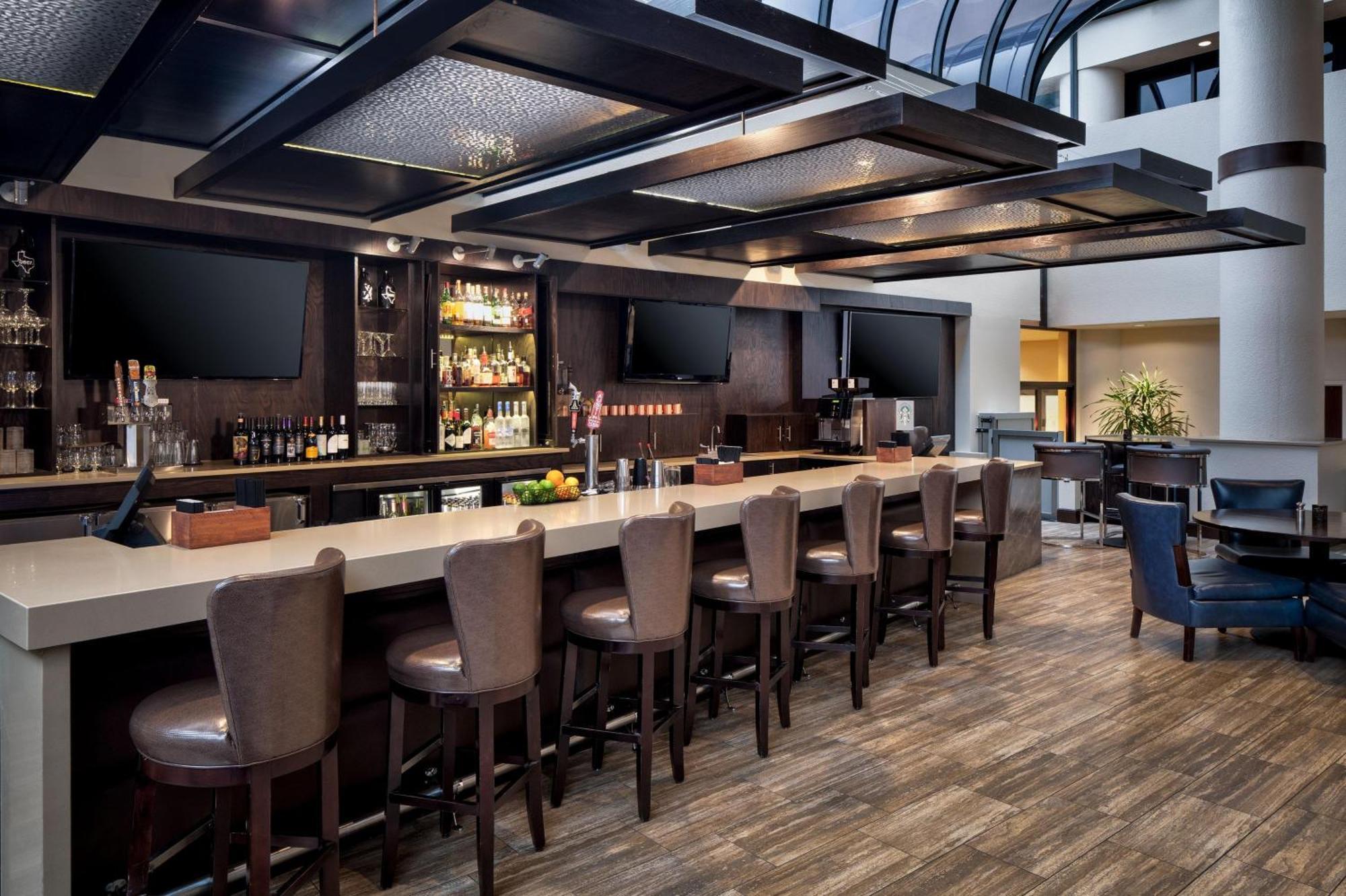 Sheraton Dfw Airport 4*